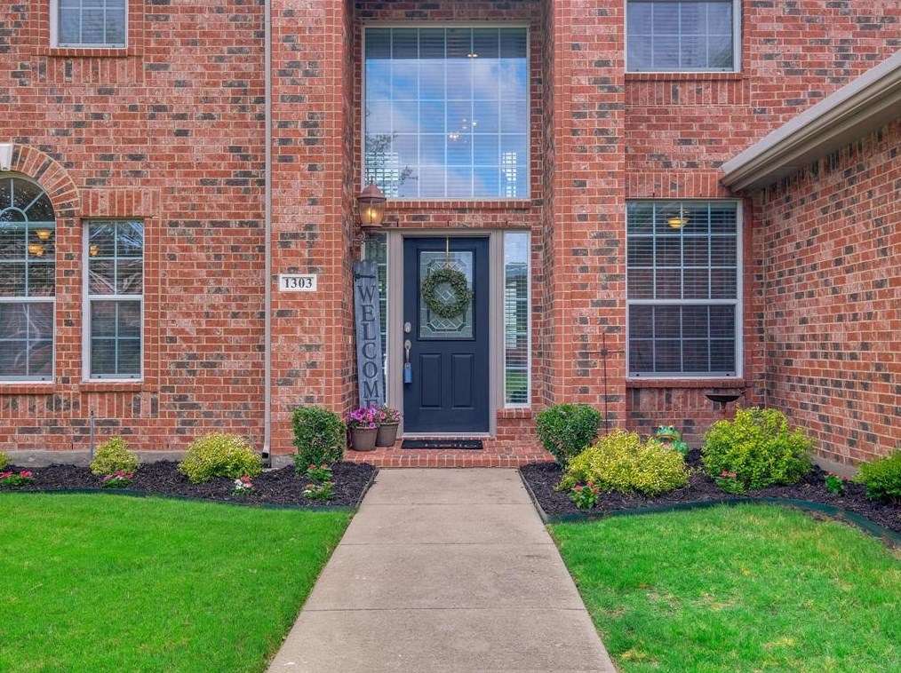 1303 Chase Oaks Dr, Keller, TX 76248-8297