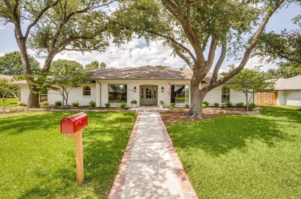 7223 Hillwood Ln, Dallas, TX 75248-5237