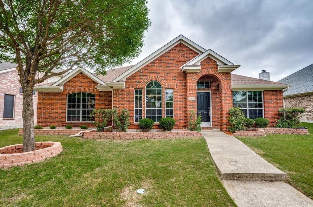 5809 Vineyard Ln, Mckinney, TX 75070-9572