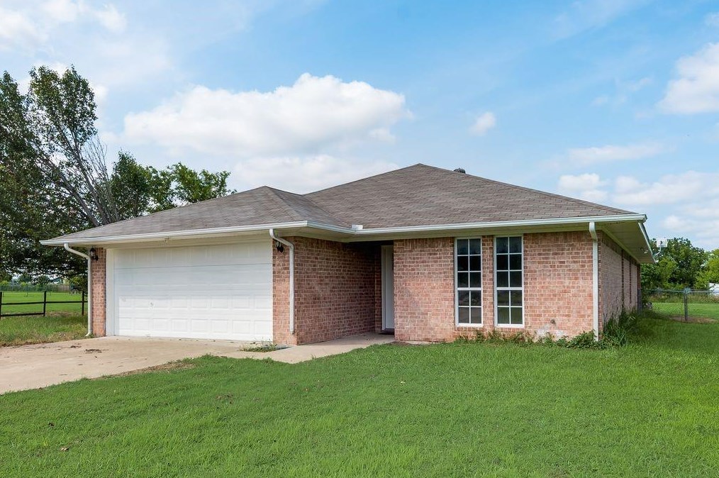 220 Vz County Road 3433, Wills Point, TX 75169-7293