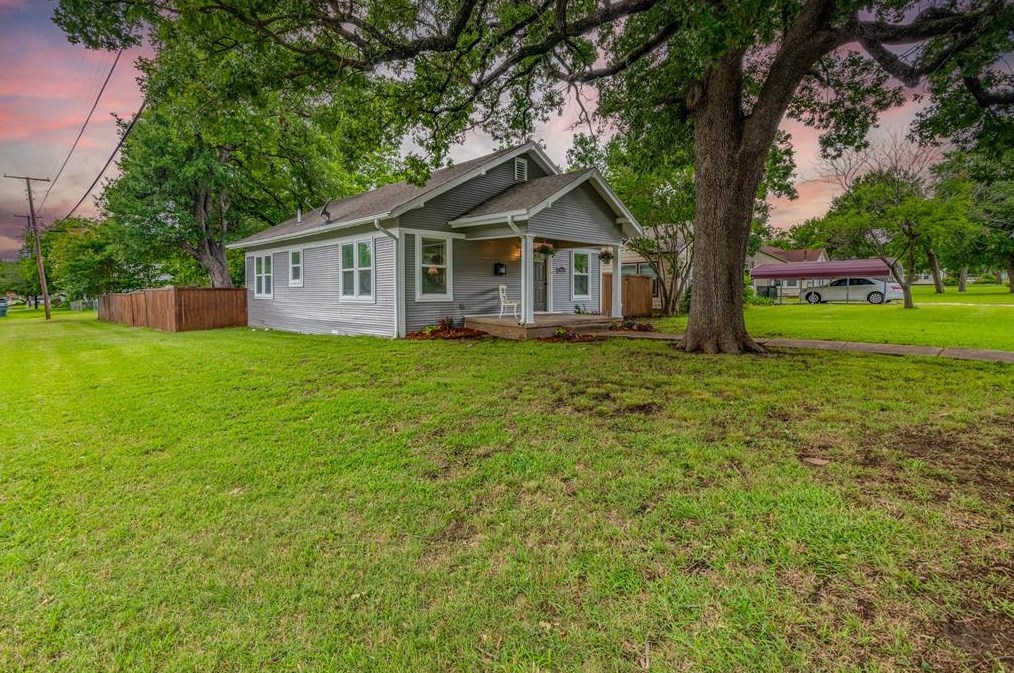 300 Mckown Ave, Sherman, TX 75092-7432
