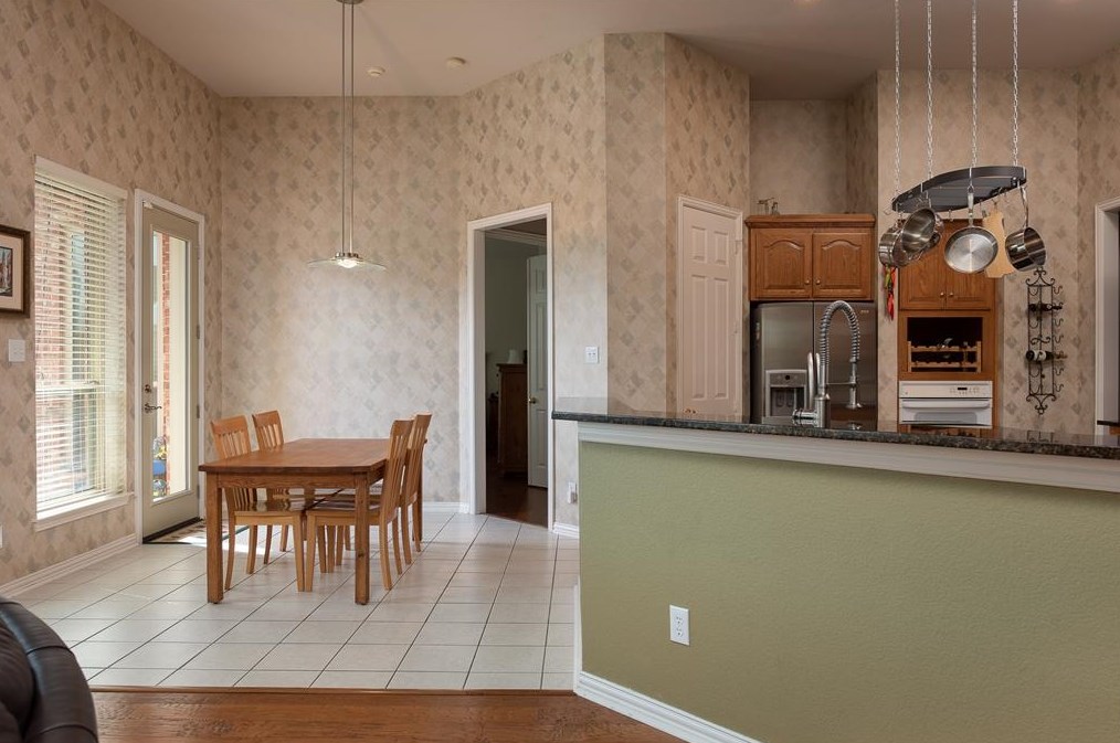 1906 Benedict Ct, Rowlett TX 75088-6702 exterior