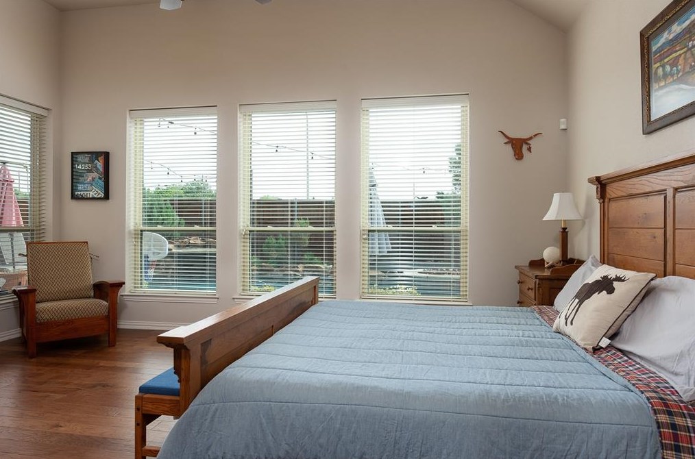 1906 Benedict Ct, Rowlett TX 75088-6702 exterior