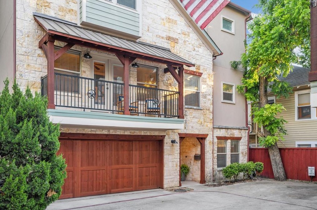 1715 Lewis Ct, Dallas, TX 75206-7410