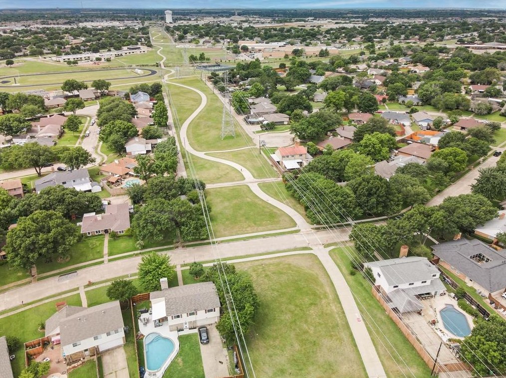 903 Via Del Sur, Mesquite TX 75150-4460 exterior