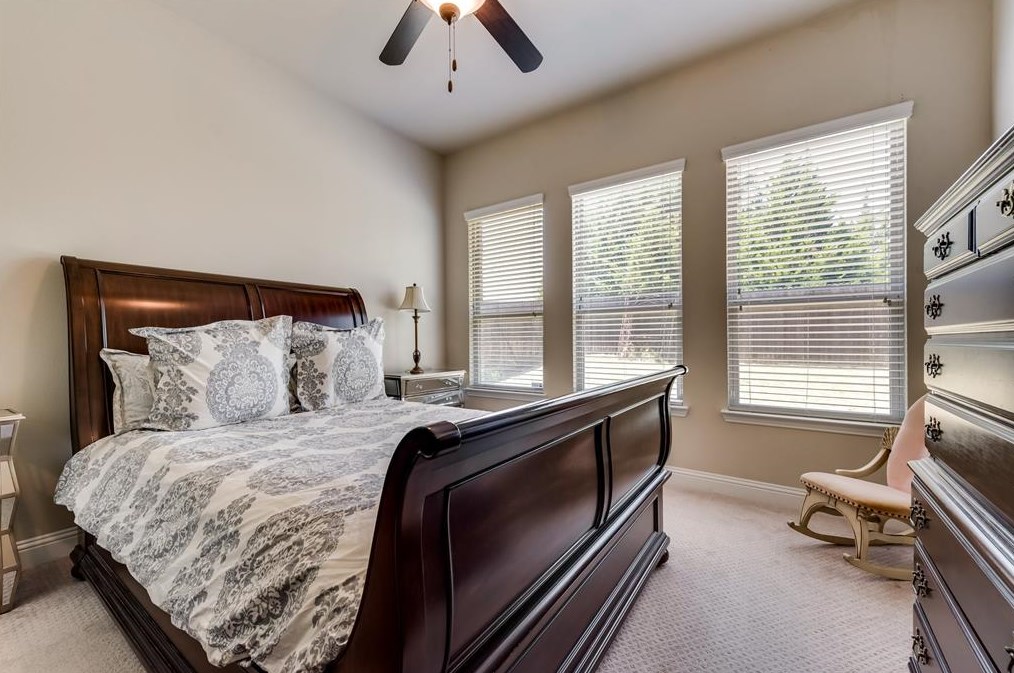 10114 Edgeway Cir, Rowlett TX 75089 exterior