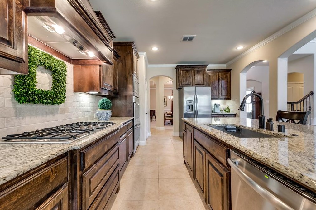 10114 Edgeway Cir, Rowlett TX 75089 exterior