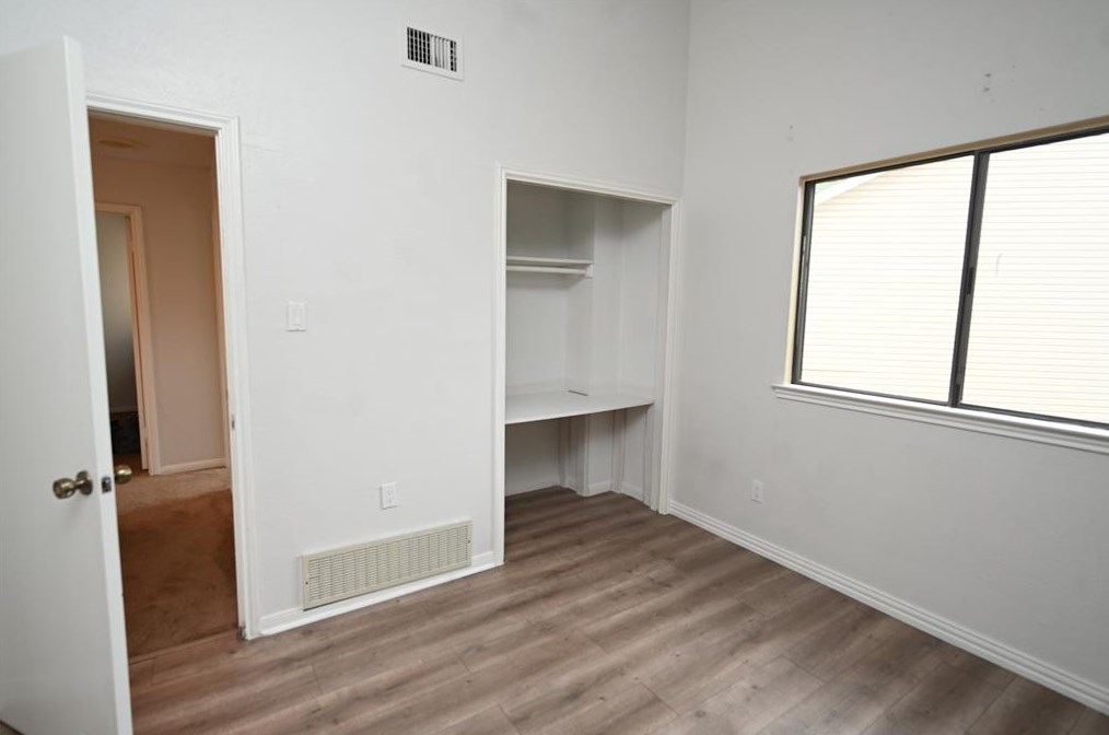 817 Via Madonna, Mesquite TX 75150-3051 exterior