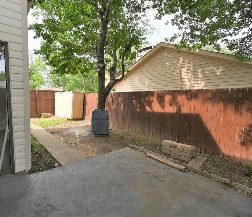 817 Via Madonna, Mesquite TX 75150-3051 exterior