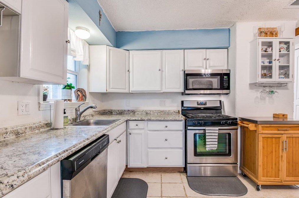 506 Desco Dr, Mesquite TX 75149-3416 exterior