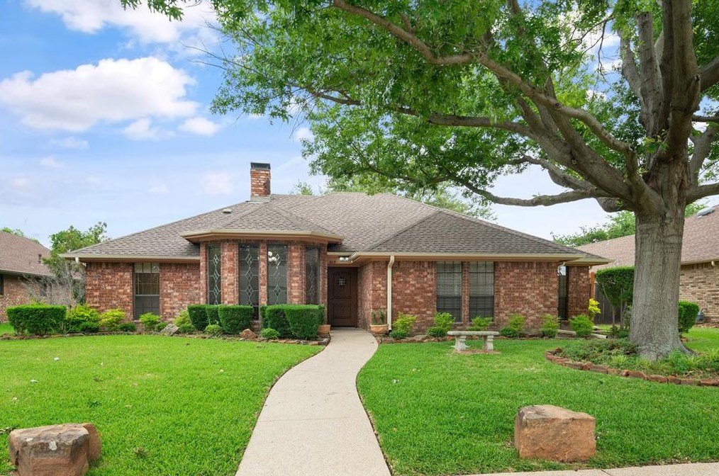 609 Shadowcrest Ln, Coppell, TX 75019-3402