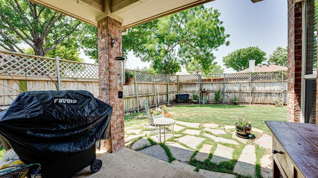 7401 Centenary Dr, Rowlett TX 75089-3065 exterior