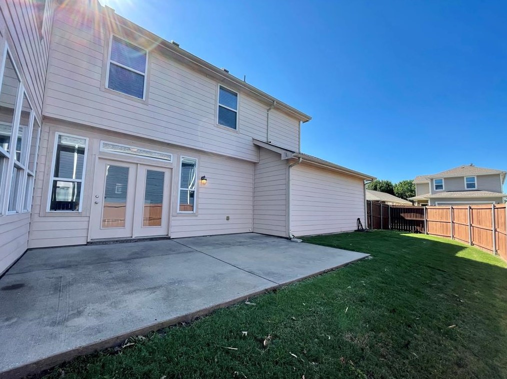 6804 Wind Row Dr, Mckinney TX 75070-8631 exterior