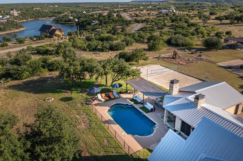 6044 Hells Gate Loop, Strawn, TX 76475