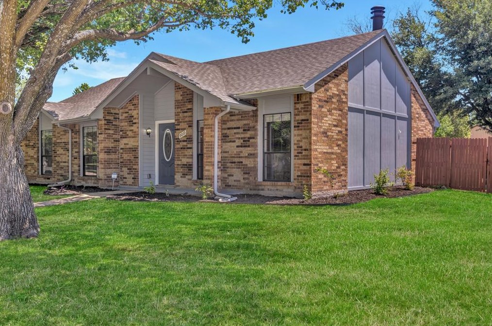 9010 Shearer St, Rowlett, TX 75088-4445
