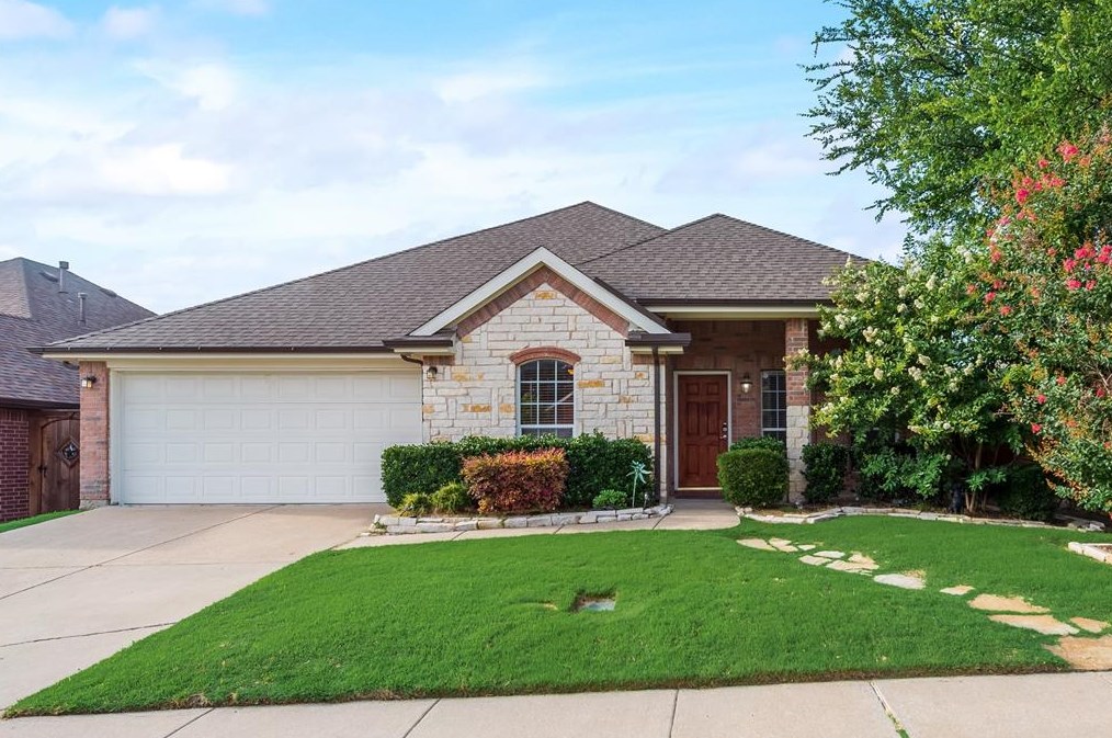8200 Twin Oaks Dr, Mckinney, TX 75070-8532