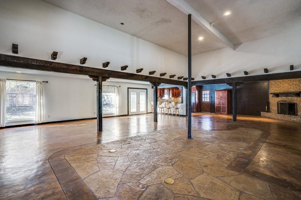 6413 Lansdale Rd, Fort Worth, TX 76116