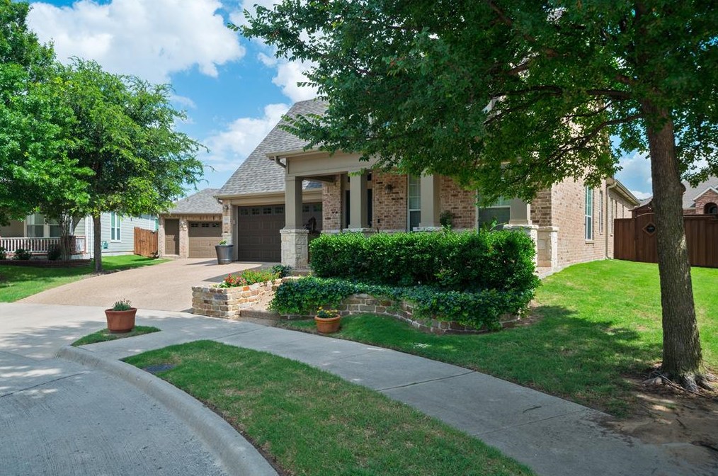 5012 Derbyshire Dr, Mckinney, TX 75070-8870