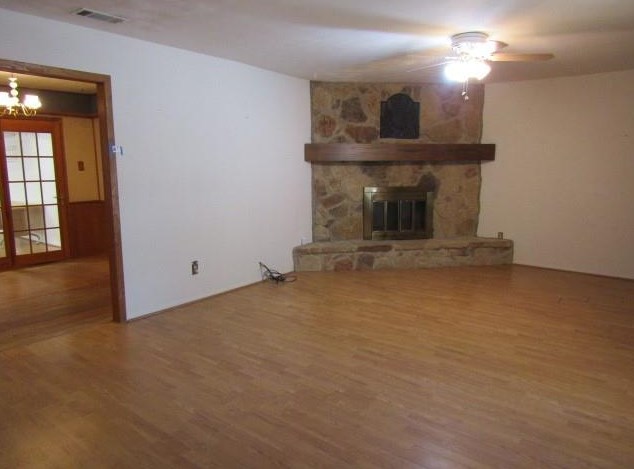 2513 Bamboo St, Mesquite, TX 75150-3228