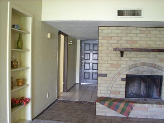 9001 Willowbrook Dr, Rowlett, TX 75088