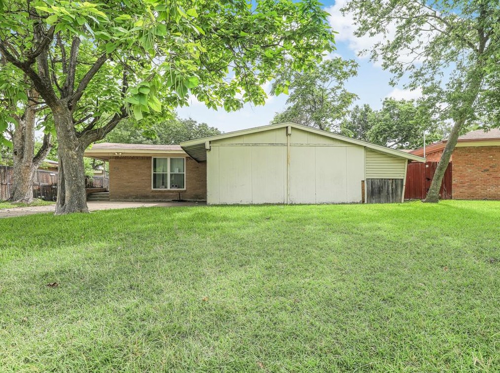 3209 Millmar Dr, Dallas, TX 75228-3539