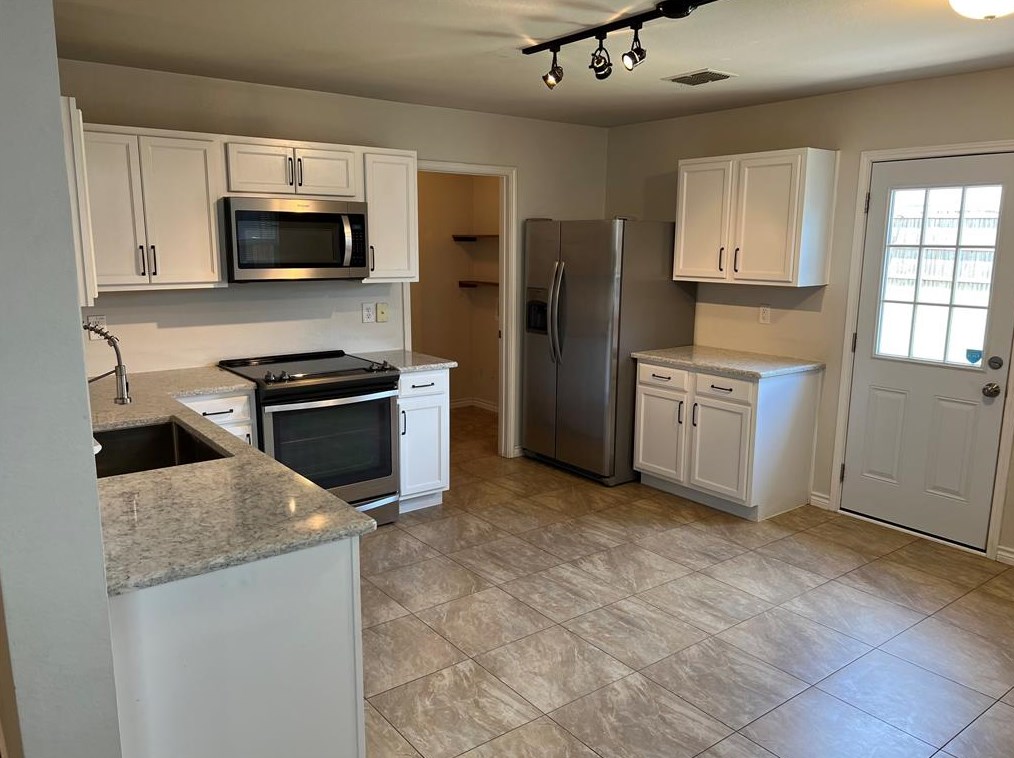 1106 Wyatt Earp Dr, Anna, TX 75409