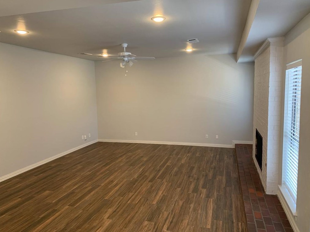 2114 Auburn Dr, Richardson, TX 75081