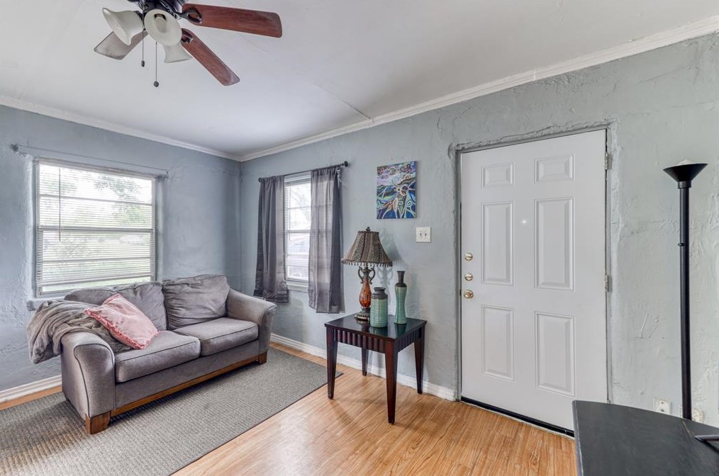 9213 Dodson Dr, Fort Worth TX  76108-2607 exterior