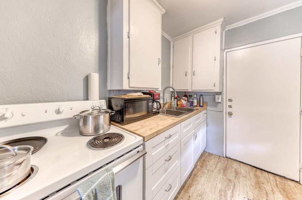 9213 Dodson Dr, Fort Worth TX  76108-2607 exterior