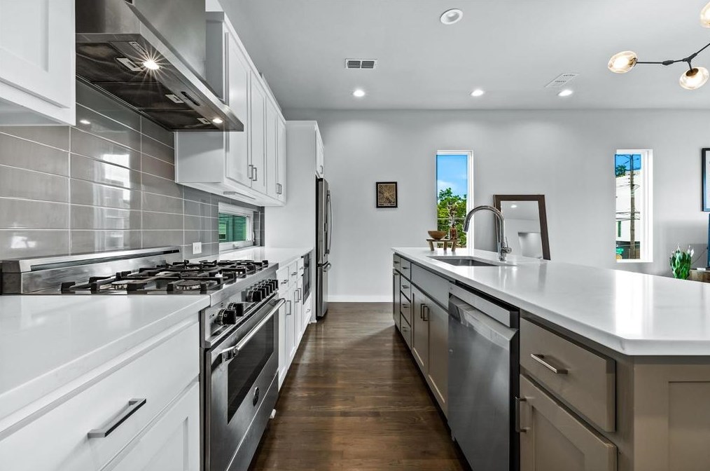 4504 Rusk Ave, Dallas TX  75204-3417 exterior