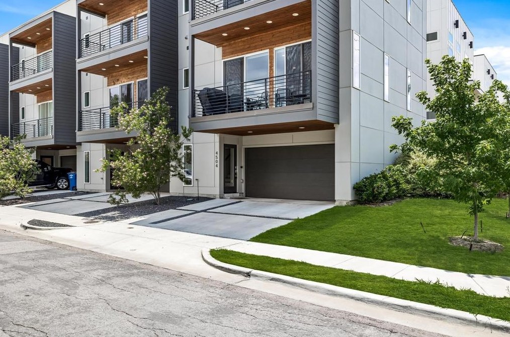 4504 Rusk Ave, Dallas TX  75204-3417 exterior