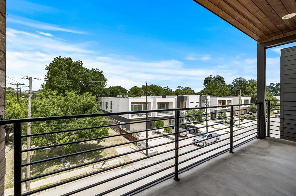 4504 Rusk Ave, Dallas TX  75204-3417 exterior