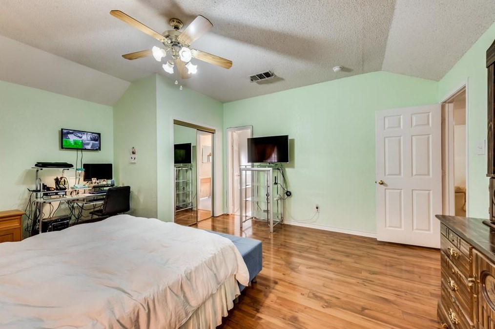 2529 Buck Dr, Mesquite TX 75181-1684 exterior