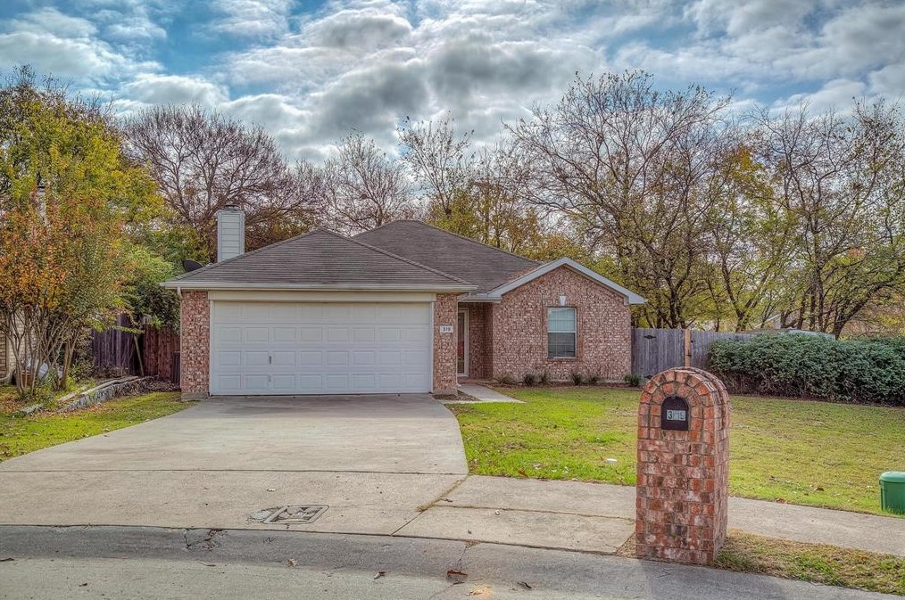 319 Westcreek Dr, Royse City, TX 75189-8296