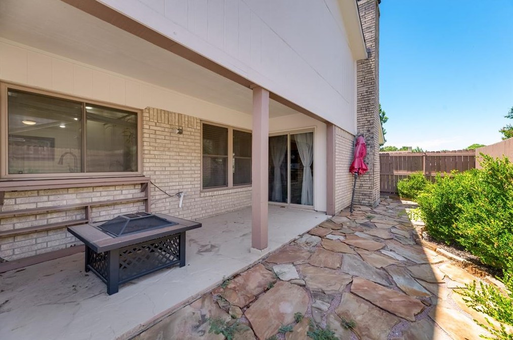 3012 Manchester Dr, Mesquite TX 75150-3554 exterior