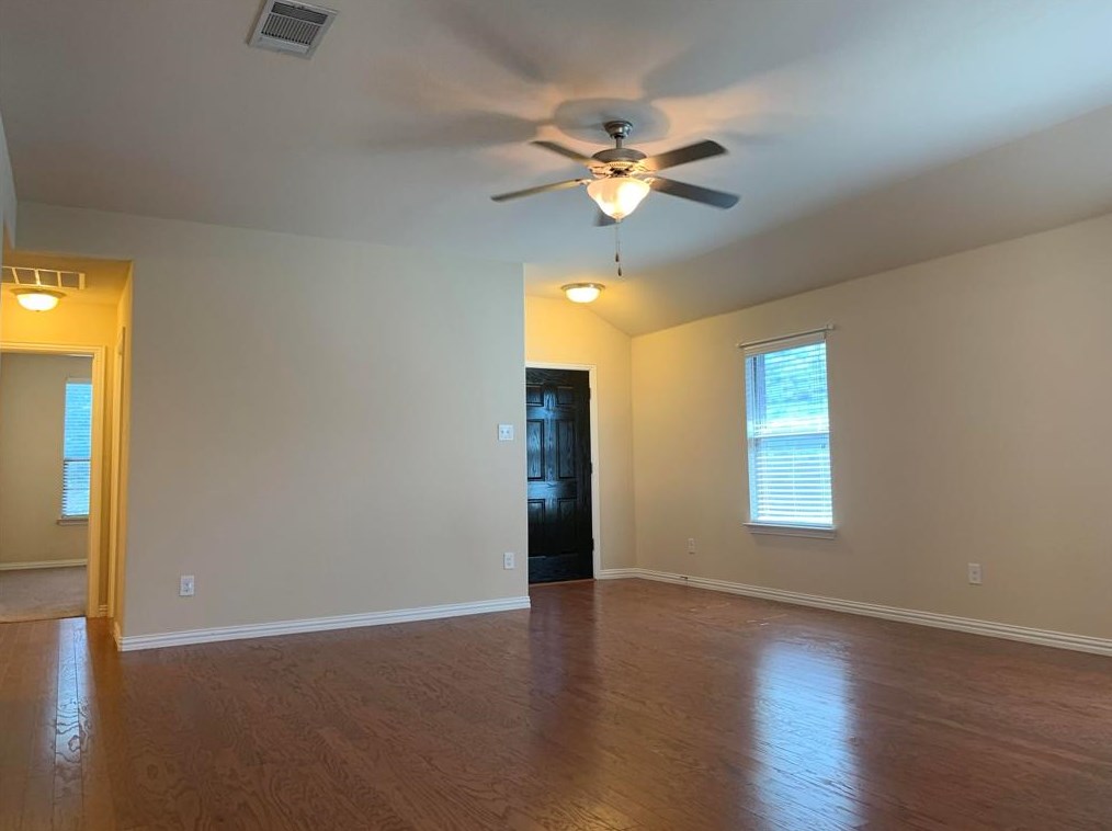 1705 Quail Grove Dr, Fort Worth, TX 76177