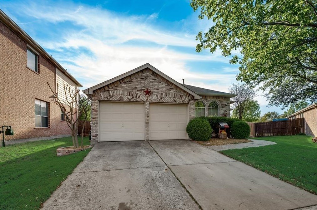 3804 Oakhurst Ln, McKinney, TX 75070