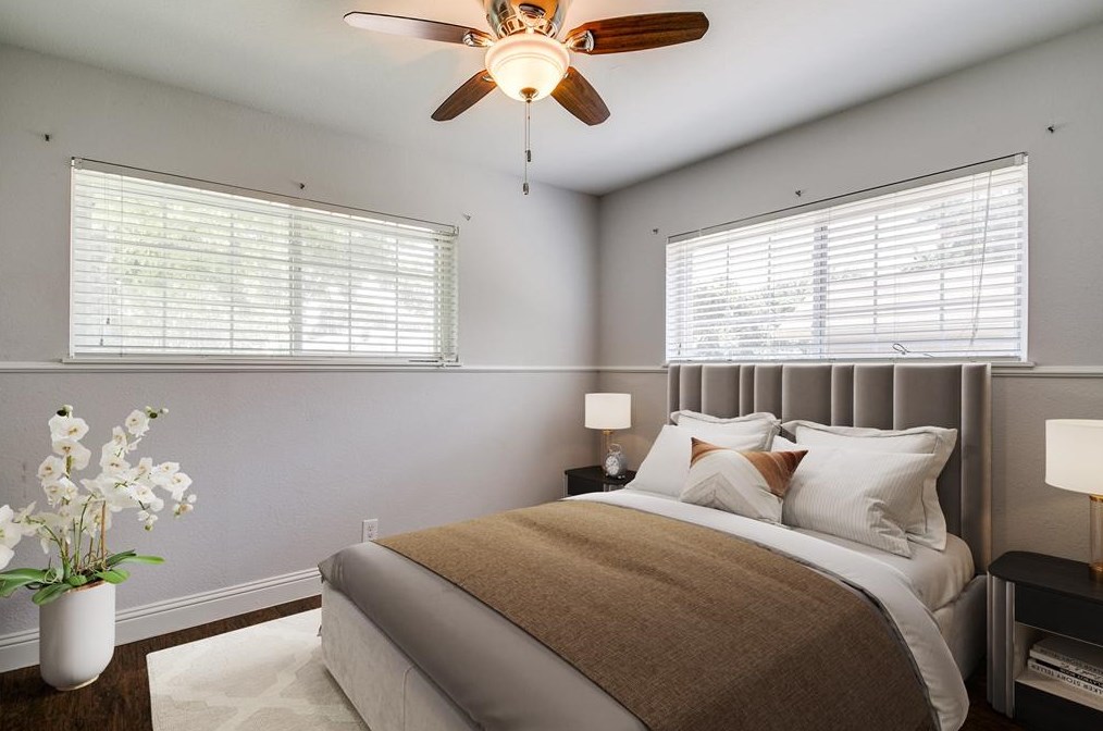 1315 Stevens Rdg Dr, Dallas TX 75211-1739 exterior