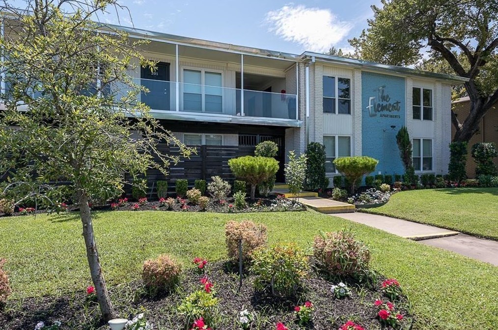 5124 Live Oak St #204, Dallas, TX 75206