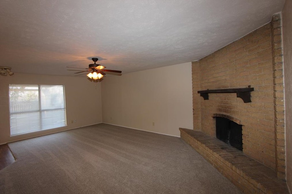 110 W Way Dr, Allen, TX 75002