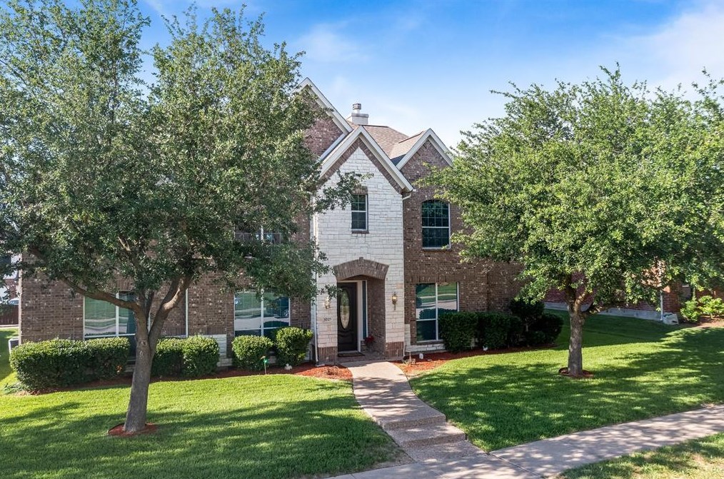1021 Trailwood Dr, Desoto, TX 75115-5555