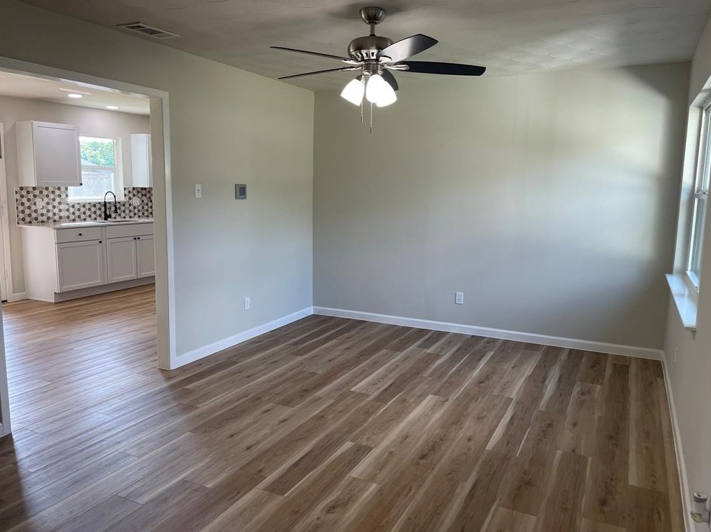 3525 Edgebrook Dr, Mesquite, TX 75150-3640