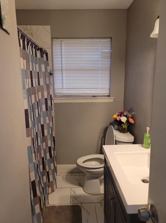 9605 Kittyhawk Ln, Dallas TX  75217-3706 exterior