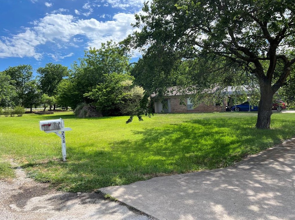238 Littlebrook Rd, Joshua, TX 76058-4820