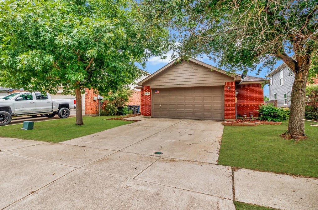 11529 Gloriosa Dr, Keller, TX 76244