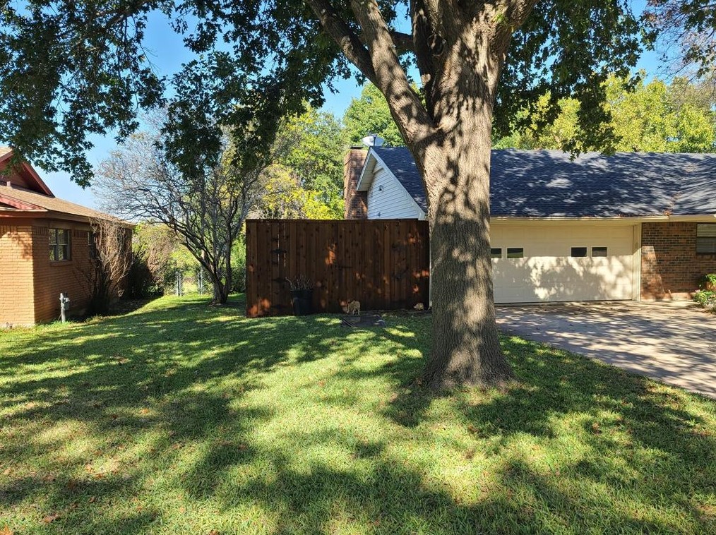 6312 Longhorn Trl, Fort Worth, TX 76135