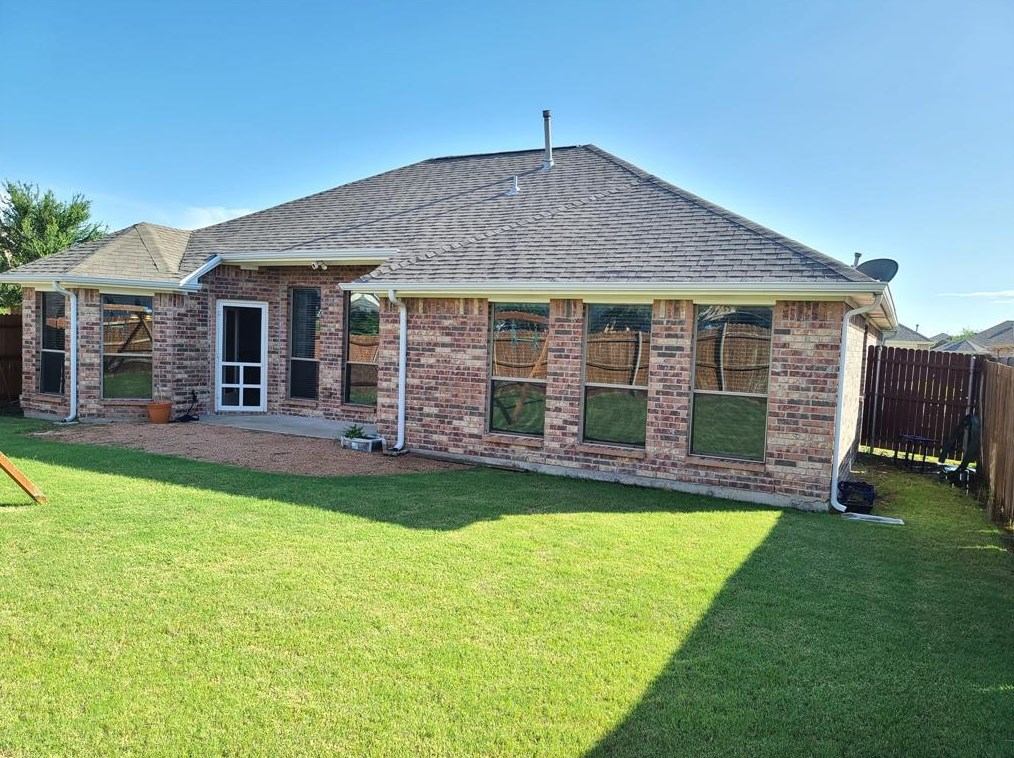 2101 Oakridge Dr, Oak Point, TX 75068