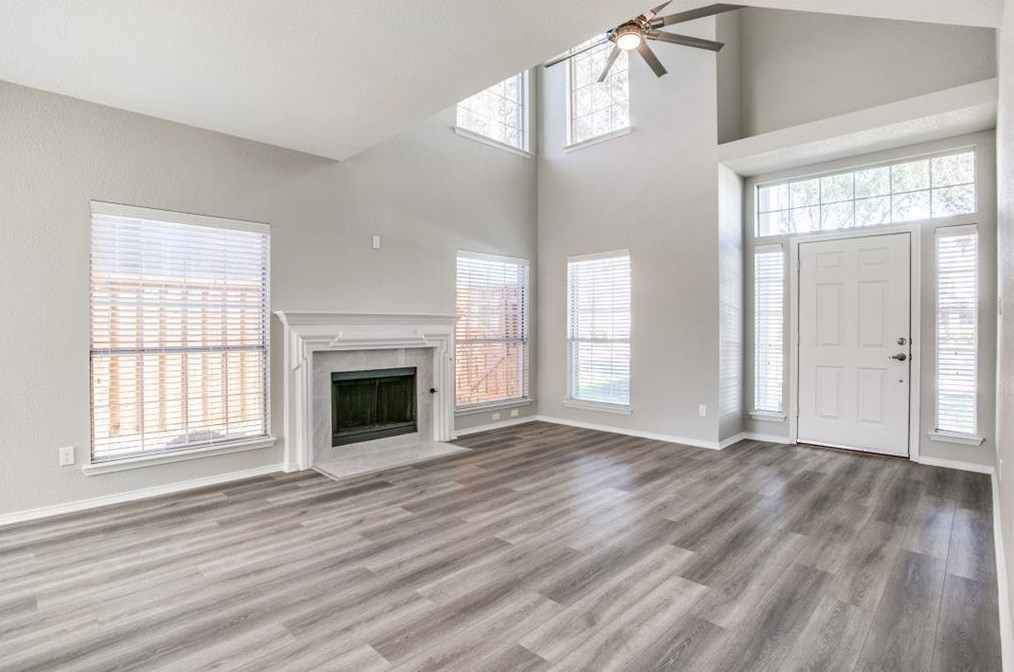 641 Raintree Cir, Coppell TX  75019-2851 exterior