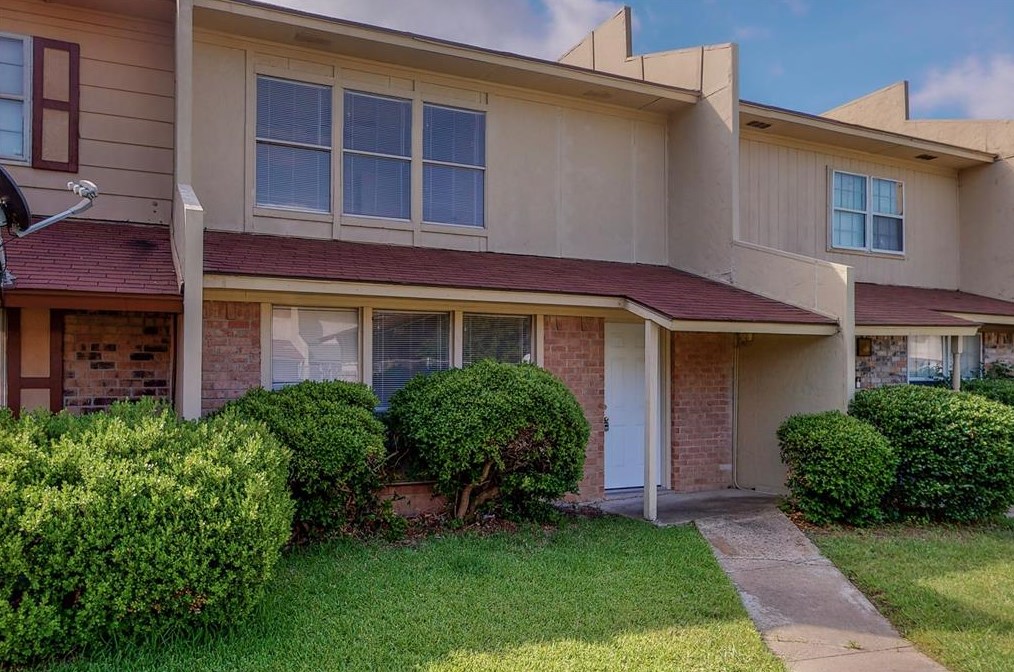 1825 Ridgeview St, Mesquite TX 75149-1514 exterior