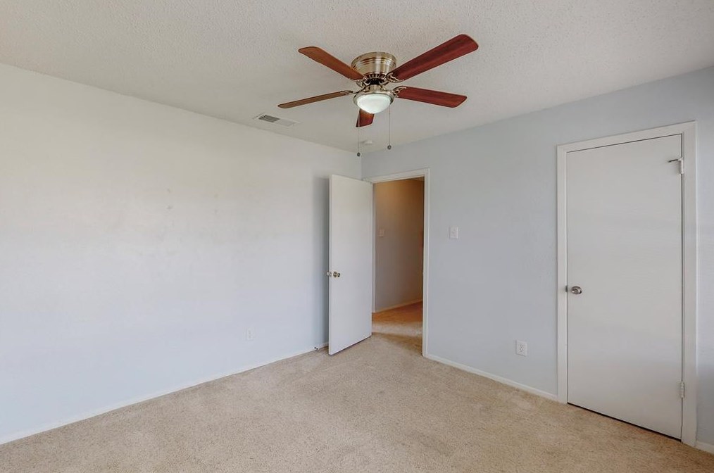 1825 Ridgeview St, Mesquite TX 75149-1514 exterior